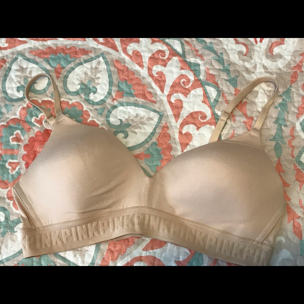 PINK wear everywhere wireless lightly lined bra